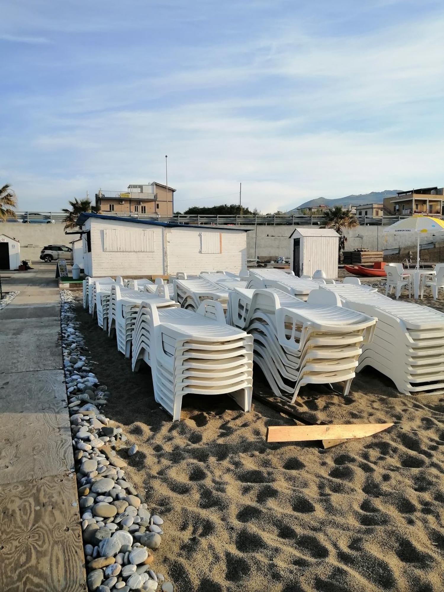 FicarazziCasa Del Mare Melyアパートメント エクステリア 写真